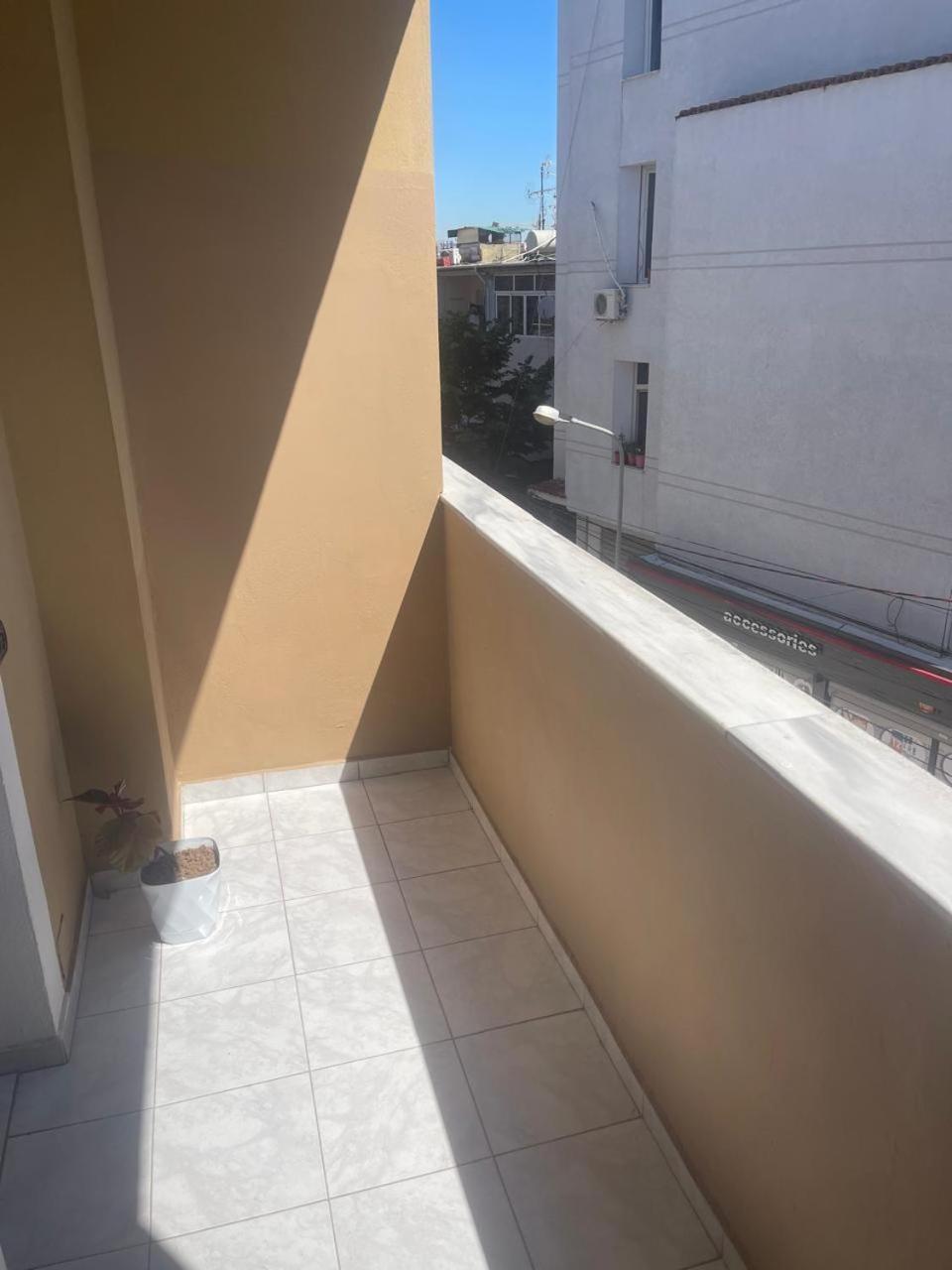 Fabio Hotel apartamentowy Tirana
